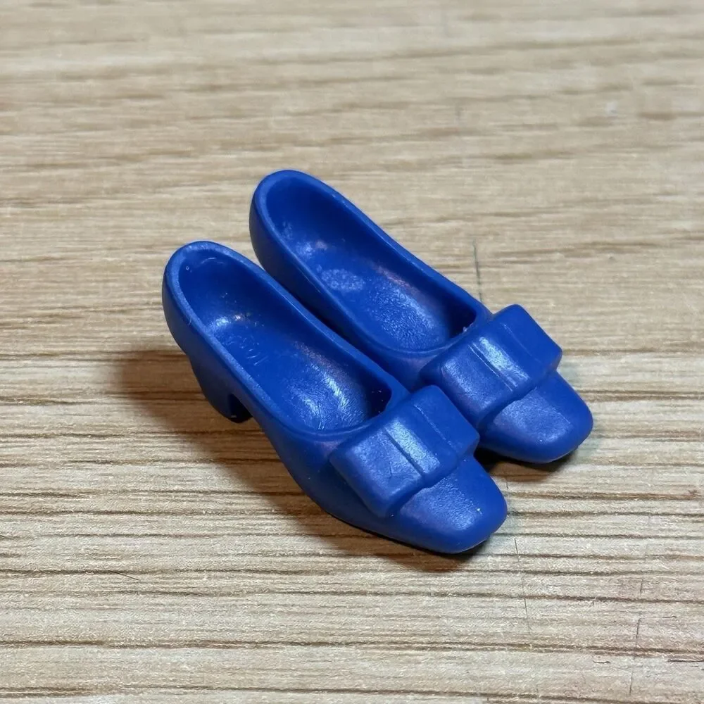 Francie Barbie Royal Blue Squishy Low Heel Bow Shoes Japan Vintage 60s Rubber